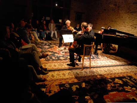 Centre de résidences et de formations artistiques - Le Tapis Vert