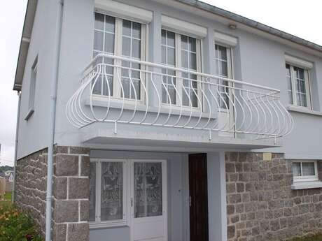 Meublé de tourisme > Villa L'Ecutot Meublé de tourisme > Villa L'Ecutot