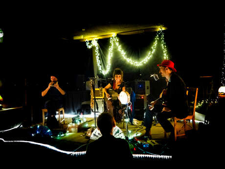 COLINE LINDER EN TRIO