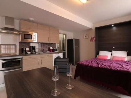 Gîte Lodges Spa du Mont Brûlé - Fuschia