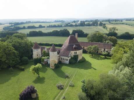 Exposition « Mémoires de la vye, le passé prend racine » au manoir de la Fresnaye. Parcours art et patrimoine en Perche