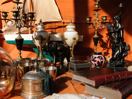 Vide-grenier : foire d'automne