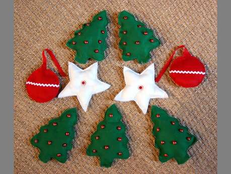 Une journée à la campagne en famille : décorations de Noël