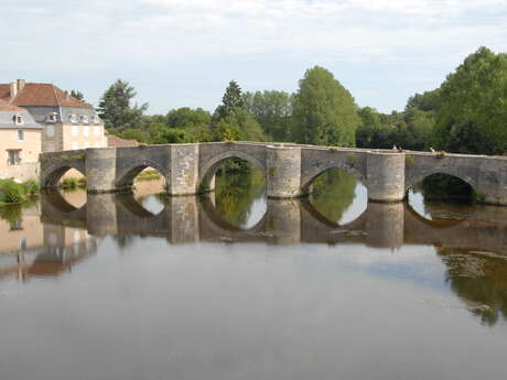 Vieux Pont de Saint-Savin et Saint-Germain