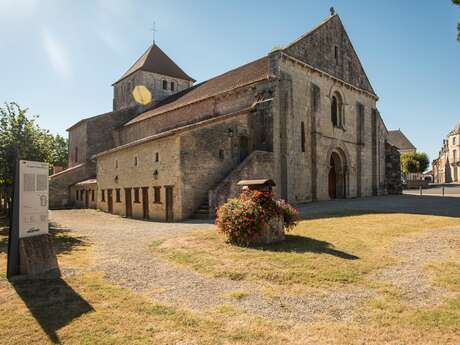 Église Saint-Pierre d'Usson