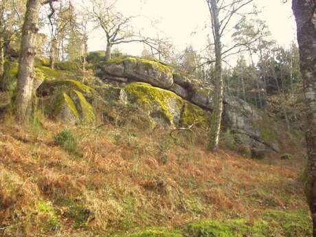 Sentier d'interprétation des pierres fades