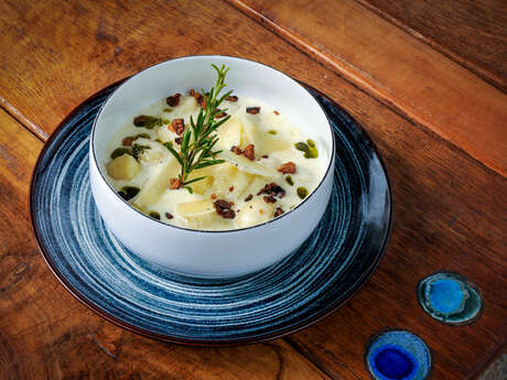 L'Auberge de la fontaine aux loups