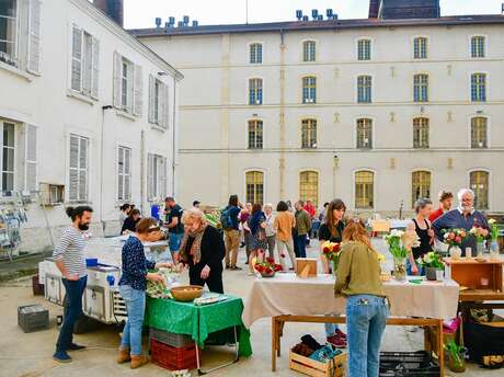 Marché de producteurs locaux