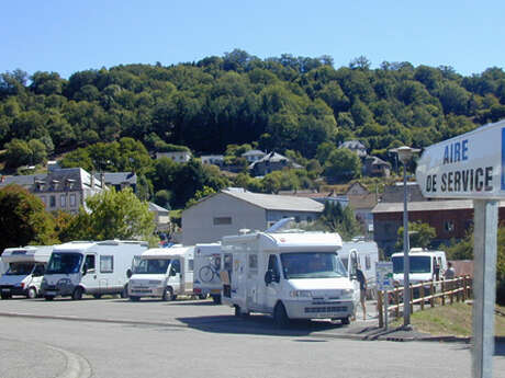 Aire d'accueil de camping-cars de Bort les Orgues