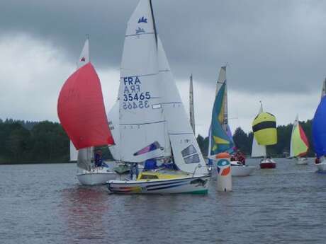 Régate : Trophée Voile légère de Vassivière