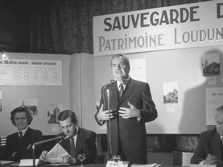 Exposition "Centenaire de la naissance de M. Monory René (1923-2009)"