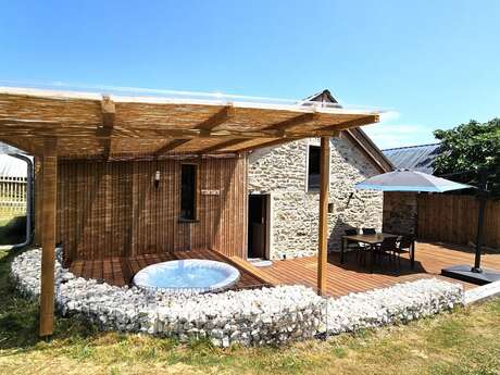 Bergerie en pleine nature - spa privatif