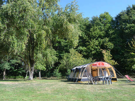 Tente tunnel 'Chevreuil' - Camping Dun le Palestel