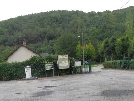 Aire d'accueil Camping-Cars