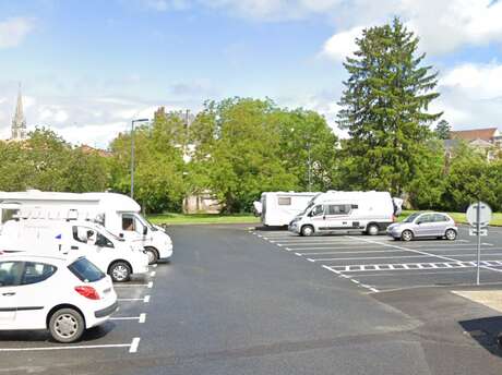 Aire de Camping-Car de Montmorillon