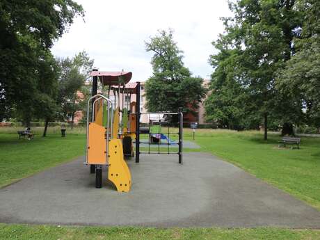 Aire de jeux - Philippon