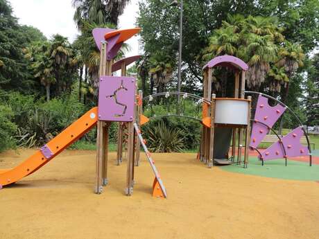 Aire de jeux -Parc Jaussely