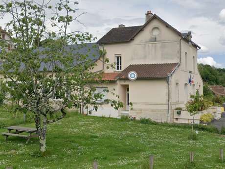 Aire de pique nique - Bourg de Queaux