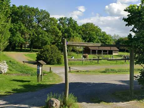 Aire de pique nique - Leignes-sur-Fontaine