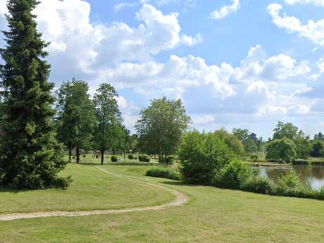 Aire de pique nique - Plan d'eau de Mauprévoir