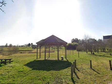 Aire de pique nique - VVF de La Bussière