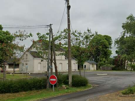 Aire de pique nique - Ancienne gare de L'Isle-Jourdain