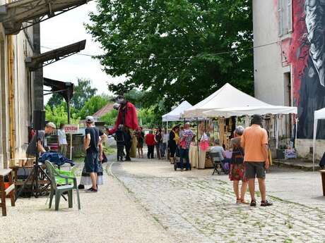Marché de l'artisanat nocturne