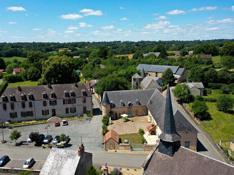 C4- LE CHÂTEAU POINTU - Base VTT intercommunale Portes de la Creuse en Marche