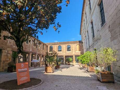 Dordonha, centre patrimonial et culturel (musée Costi)