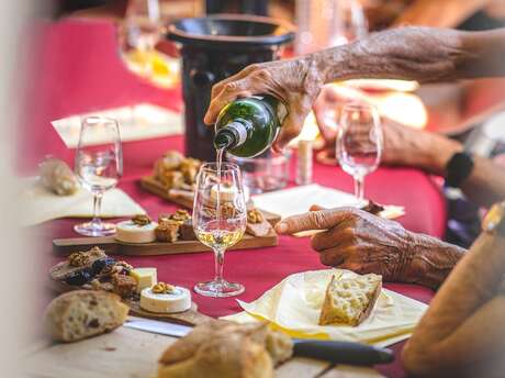 Guided tour & local produces | Domaine de Grange Neuve