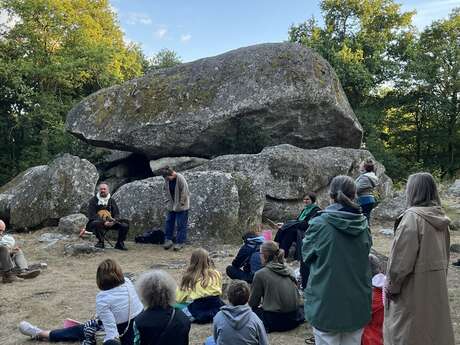 Balade contée en semi nocturne aux Pierres Jaumâtres