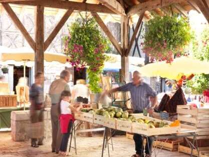 Marché de Pujols