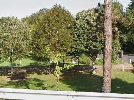 Aire de pique nique - Parcours de pêche d'Availles Limouzine