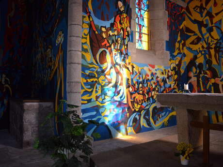 Eglise St Thomas de Canterbery Sous Parsat