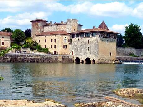 Hameau de Lustrac