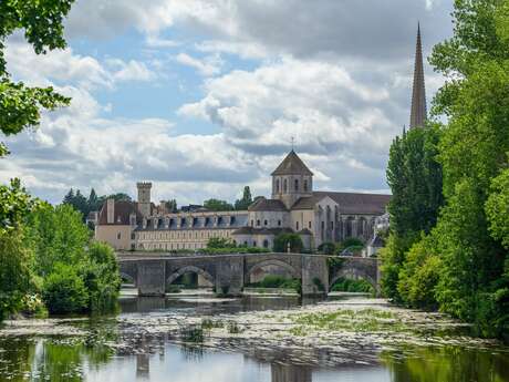 Vieux Pont de Saint-Germain et Saint-Savin