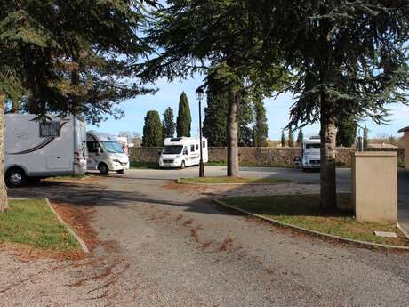 Aire communale de camping-car de Monpazier