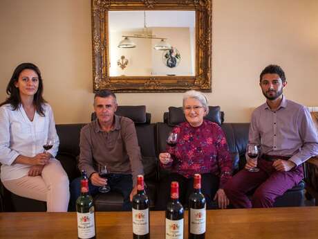 SC Vignobles Ribeiro et Pelon Château du Moulin Rouge