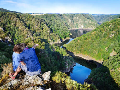 La Dordogne de villages en barrages