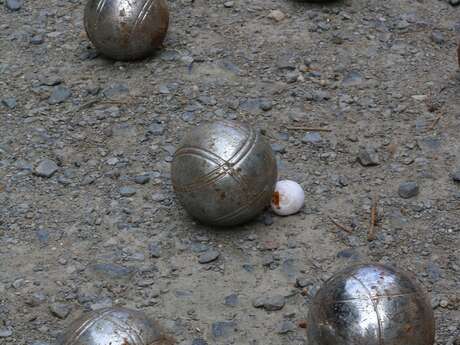 Concours de pétanque FFPJP