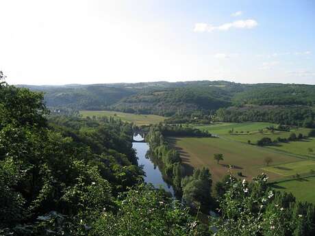 Point de vue sur la Vallée de la Vézère à l'escaleyrou
