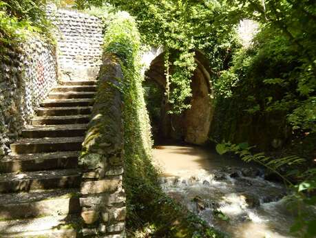 Géocaching Terra Aventura : le tombeau de la discorde