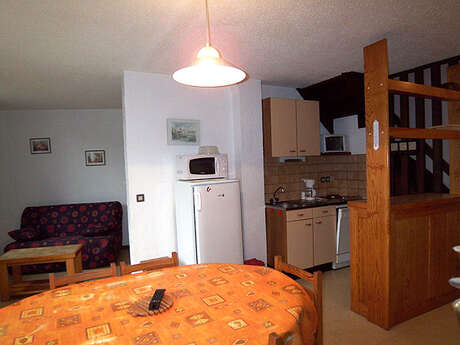 APPARTEMENT DANS RESIDENCE