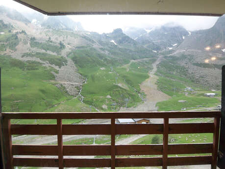 APPARTEMENT DANS RESIDENCE