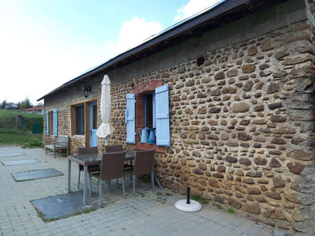 LES NEUFS CERISIERS - "LE PETIT PAIN"