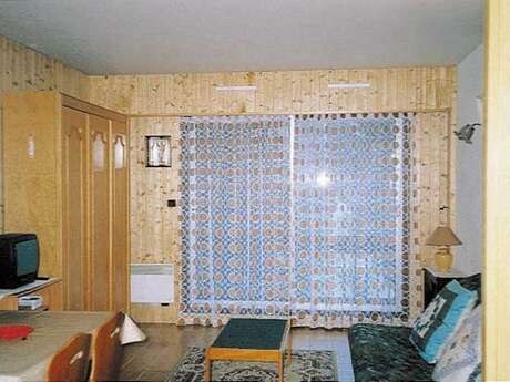 STUDIO ALCOVE DANS RESIDENCE
