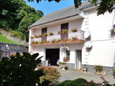 MAISON BOYRIE - APPARTEMENT DANS MAISON "MONTAIGU"