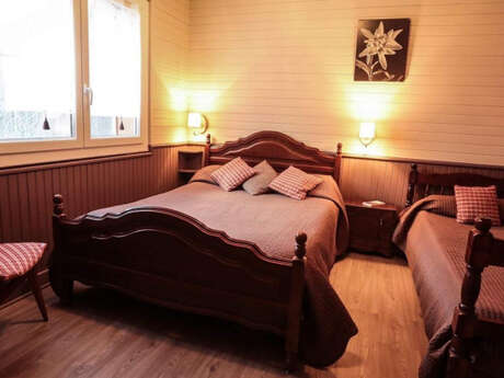 APPARTEMENT DANS MAISON
