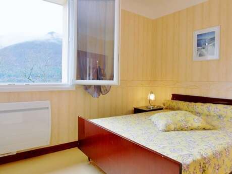 APPARTEMENT DANS MAISON