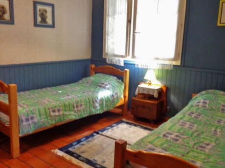 APPARTEMENT DANS MAISON